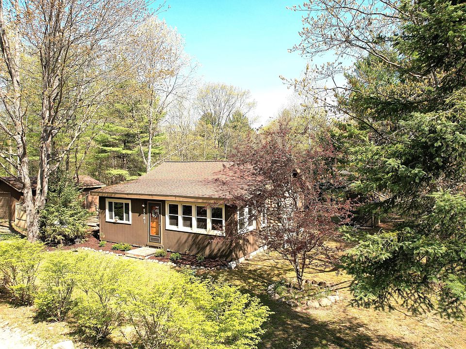 5283 Mallard Trl, Gaylord, MI 49735 Zillow