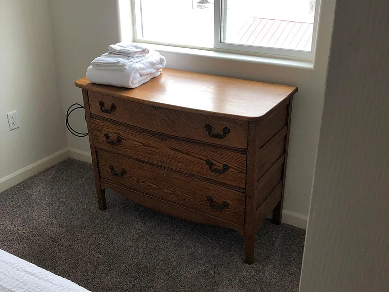 Master chest of drawers