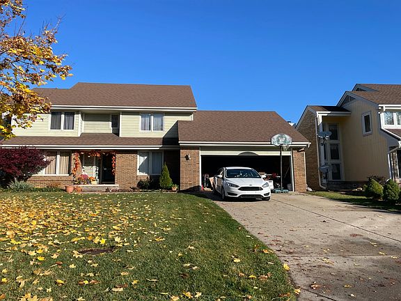 2nd image of 8244 Woodspur Dr