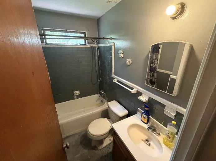 3 bed, 1595 sqft, $1,200 — Photo 4