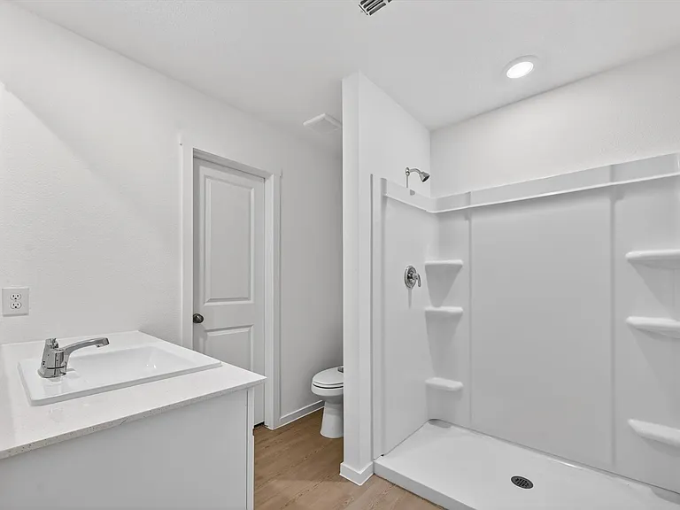 1316 Alfred St — Photo 17