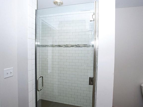 3rd image of 10 Lafayette Sq #1502