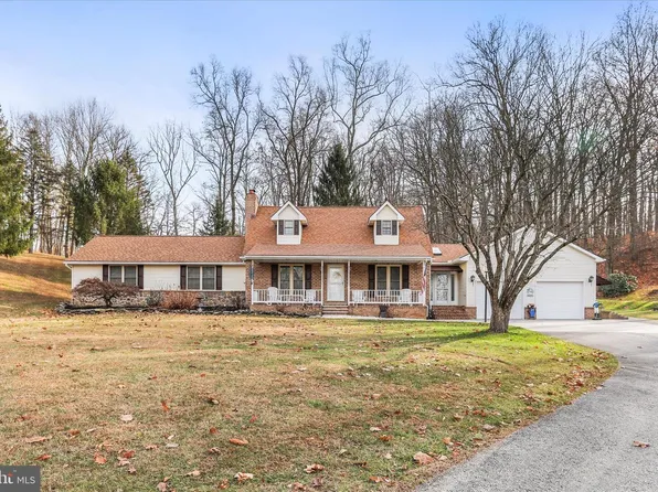 4935 Blooming Grove Rd, Glenville, PA 17329