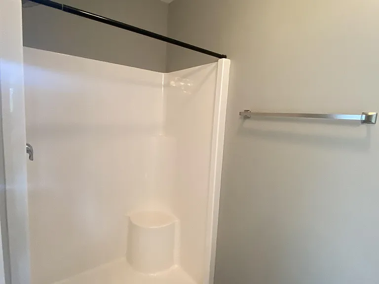 355 Vineland Place Dr — Photo 17