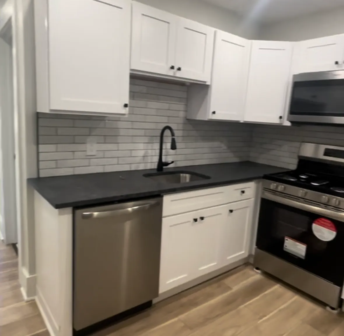 1 bed, $1,500 — Photo 3
