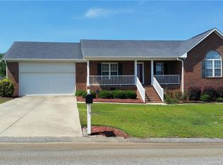 5408 Arnette Rd, Hope Mills, NC 28348