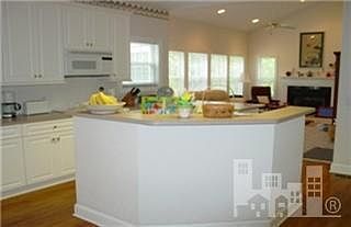 4th image of 110 Snug Harbour