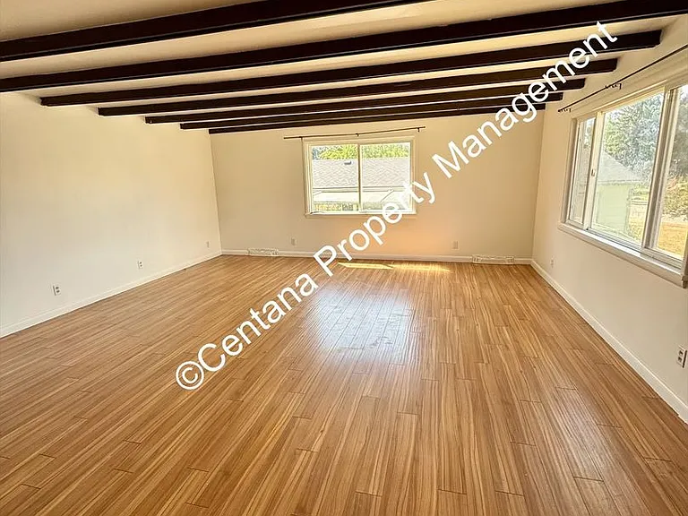 2606 Phillips St — Photo 35