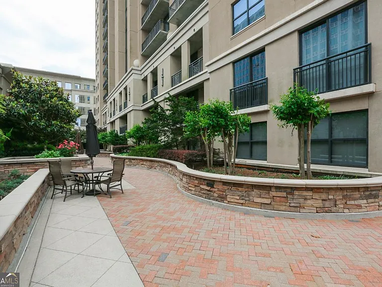 3040 Peachtree Rd NW #613 — Photo 34