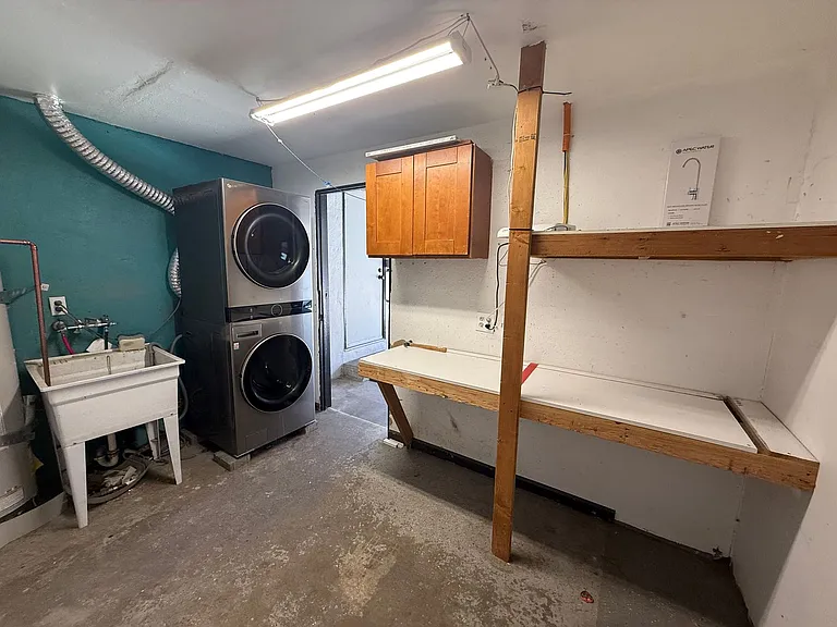 425 N 7th St — Photo 20