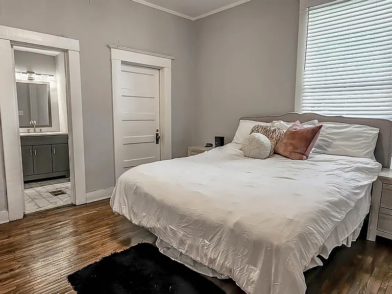 1389 Agnes Pl — Photo 17