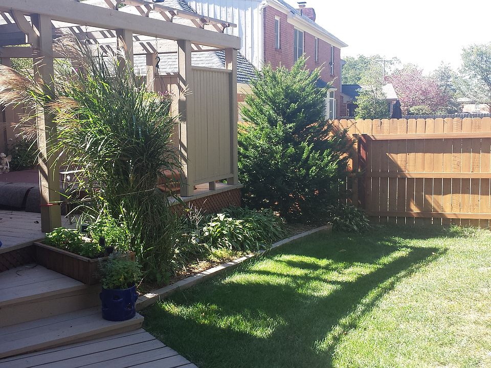 2nd image of 605 Elsmere Cir
