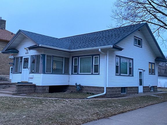 2nd image of 672 E Wabasha St