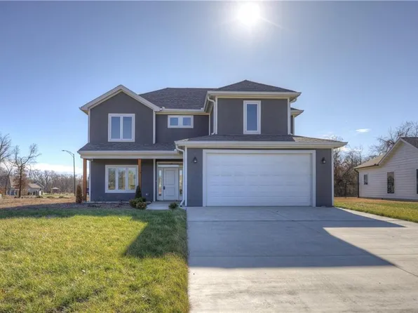 1816 Silverback Way, Pittsburg, KS 66762
