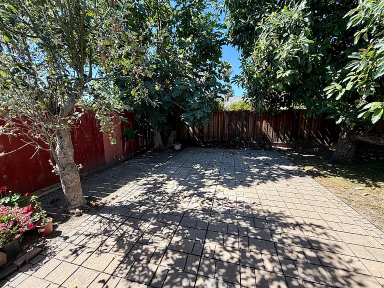 4456 Gibraltar Dr — Photo 15