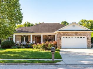 2796 Chatham Dr, Troy, OH 45373