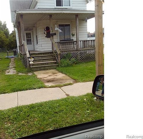 1st image of 926 Griswold St