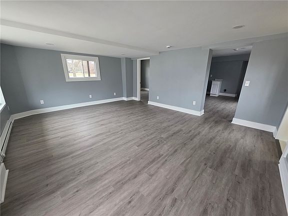 5th image of 123 S Catherine St