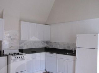 8 Allen St #2RE, Cambridge, MA 02140