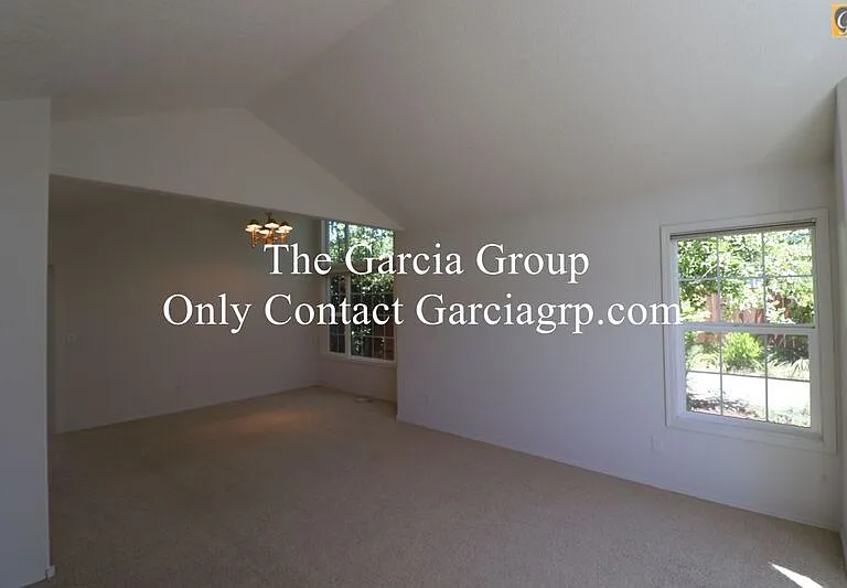 8955 SW Iowa Dr — Photo 23