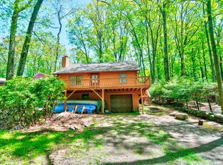 129 Cove Rd, Tafton, PA 18426