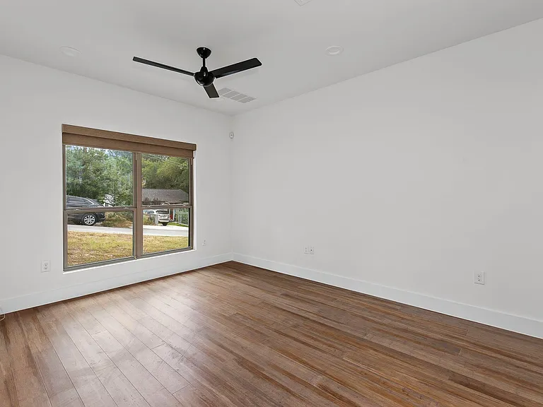 1193 E M Franklin Ave #1 — Photo 5