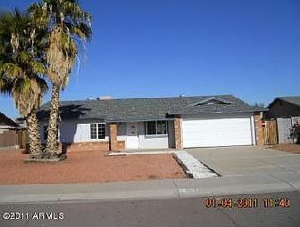 1st image of 8532 W Golden Ln