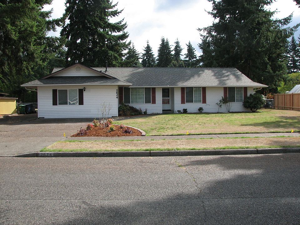 1st image of 2624 Skyway Ln