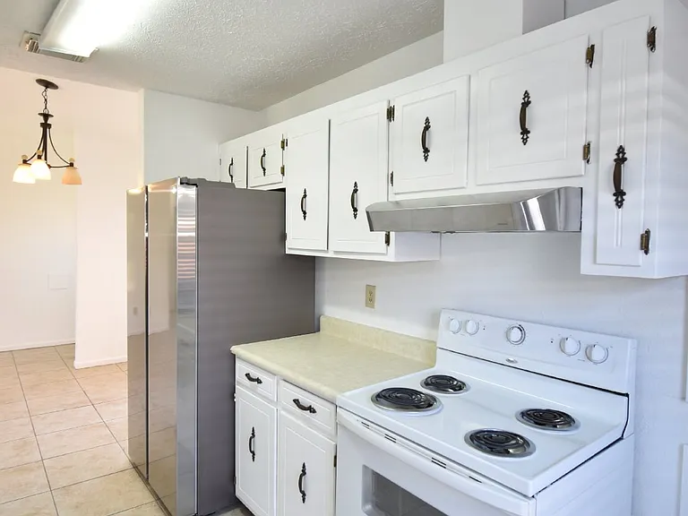 6321 Lance St — Photo 7