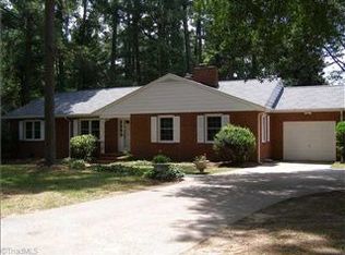 4013 W Friendly Ave, Greensboro, NC 27410