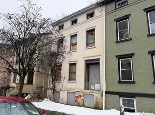 169 Chambers St, Newburgh, NY 12550