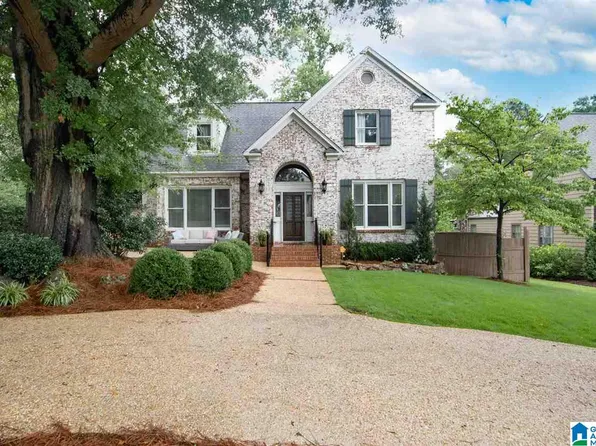 3 Montevallo Ln, Mountain Brk, AL 35213