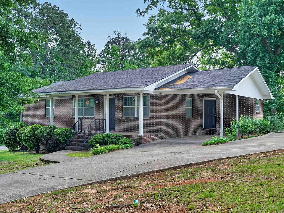 1st image of 700 Twin Ridge Dr