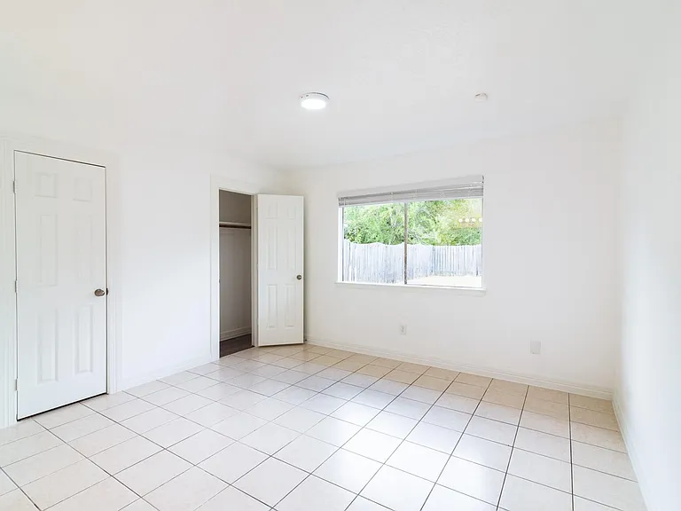 8602 Rockmont Ct — Photo 12