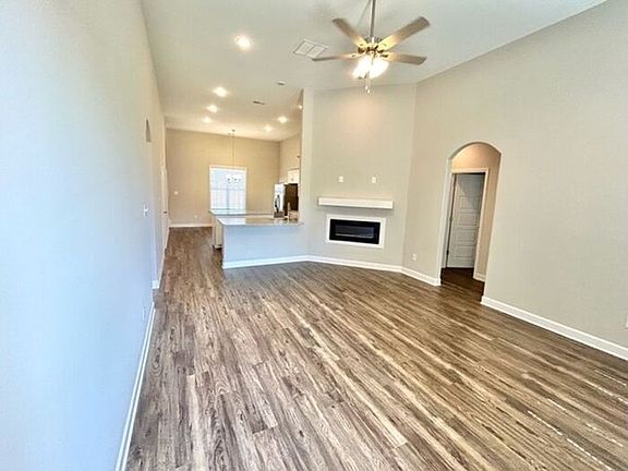 2nd image of 8759 Kennesaw Dr