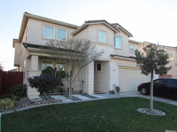 2630 Novi Dr, Riverbank, CA 95367