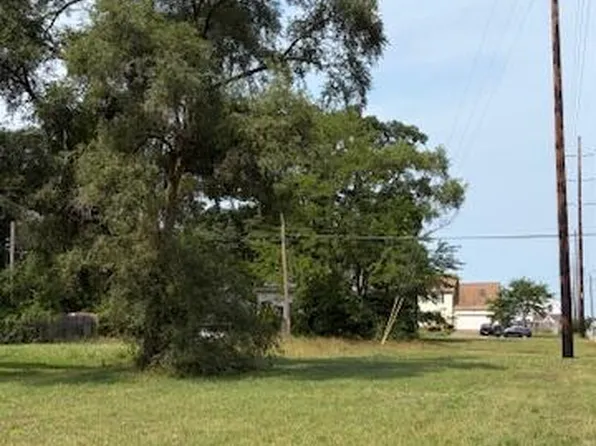 397 Marquette Ave, Muskegon, MI 49442