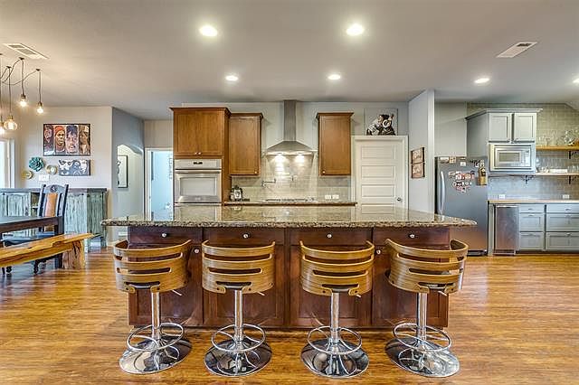 1st image of 8501 Retreat Blvd