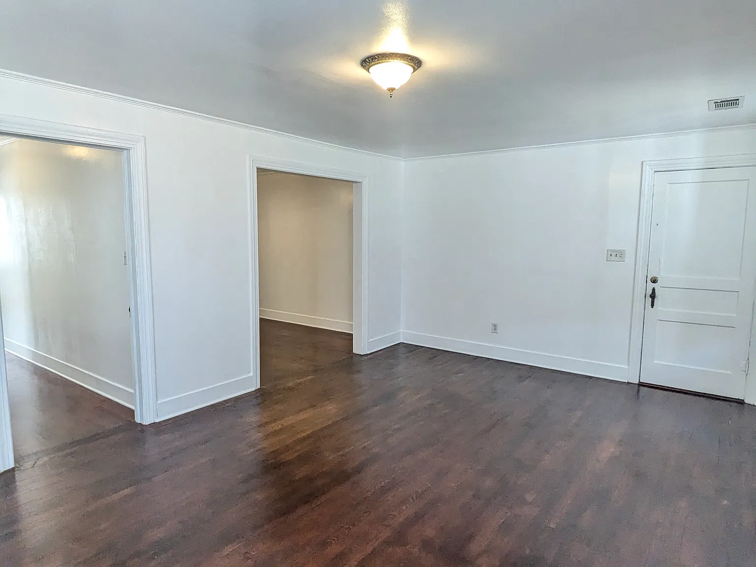 2 bed, 1350 sqft, $1,300 — Photo 4