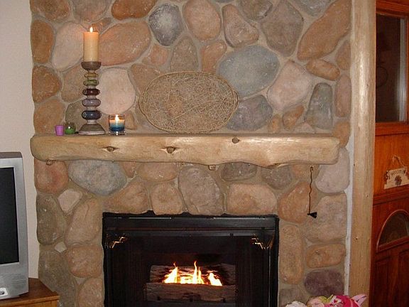 Gas Fireplace in LR