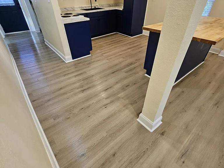 1025 Avenue E — Photo 30