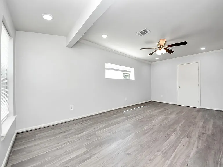 5003 Enyart St — Photo 14