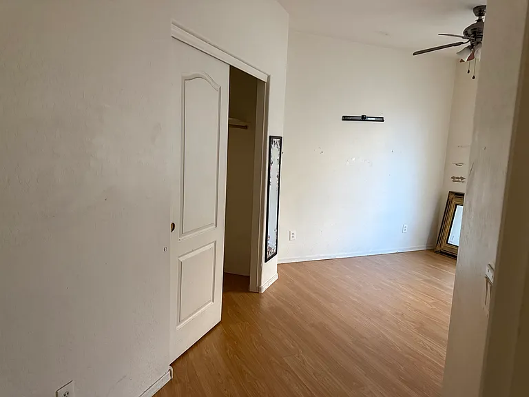 7146 S 68th Gln — Photo 20