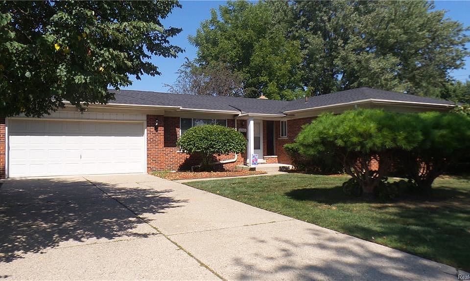 1st image of 12343 Canterbury Dr
