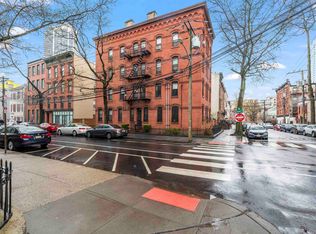 271 York St #203, Jersey City, NJ 07302