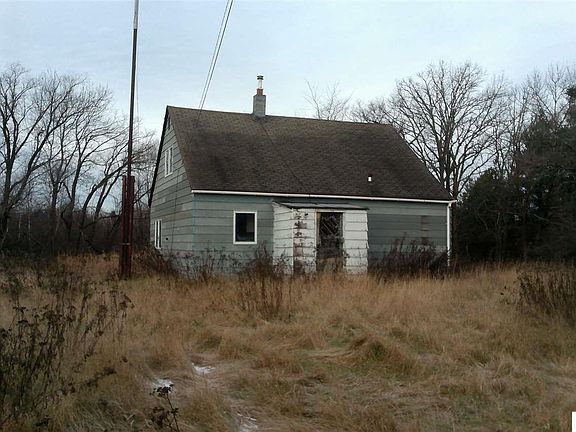 4th image of 27485 Birch Dr