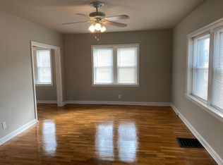 801 S 4th St APT 1, Leavenworth, KS 66048