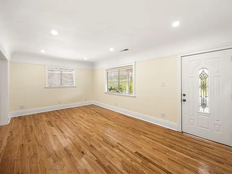 6190 Mesa Ave — Photo 20
