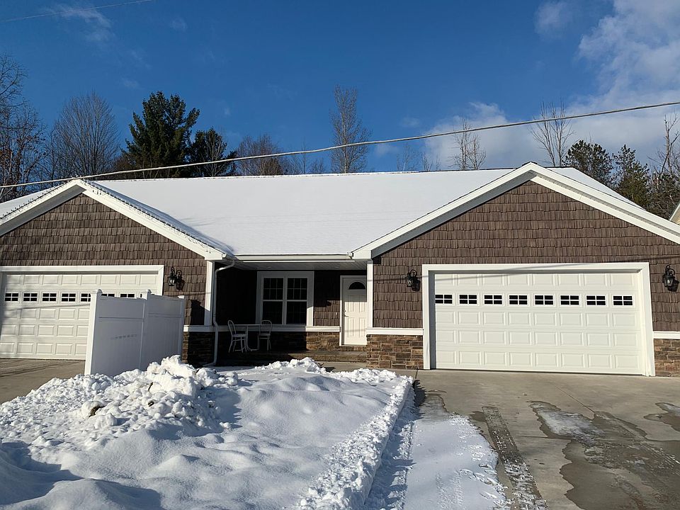 4010 E. Letts
