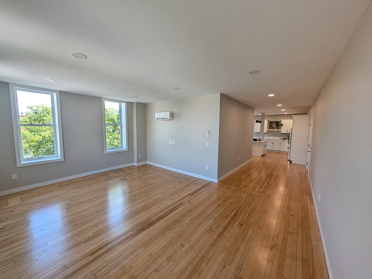 2 bed, 1354 sqft, $1,700 — Photo 3
